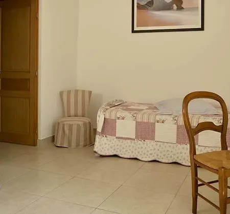 Le Jaccaranda Saint-Paul-les-Fonts